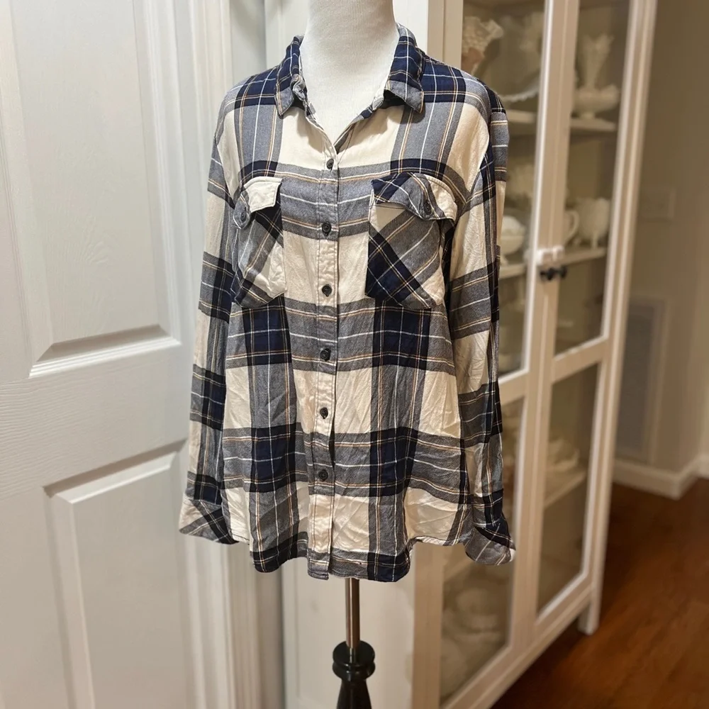 Sanctuary Plaid Button-Down Shirt - Picture 2 of 6